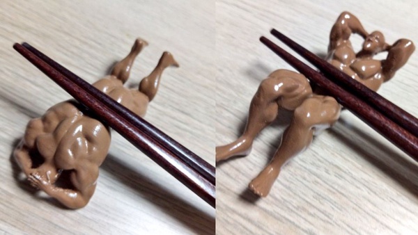 讓「肌肉猛男」陪你用餐！養眼小鮮肉筷架，令人還沒開飯就口水直流！