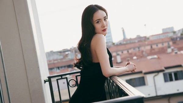2019女星網路勢力排行榜TOP 10！楊紫憑《親愛的熱愛的》奪冠，趙麗穎神隱大半年也入榜