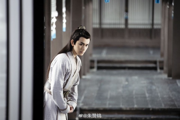 《陳情令》肖戰一直被虐！原著小說12古裝美男結局解秘，高顏值男男CP真的在一起