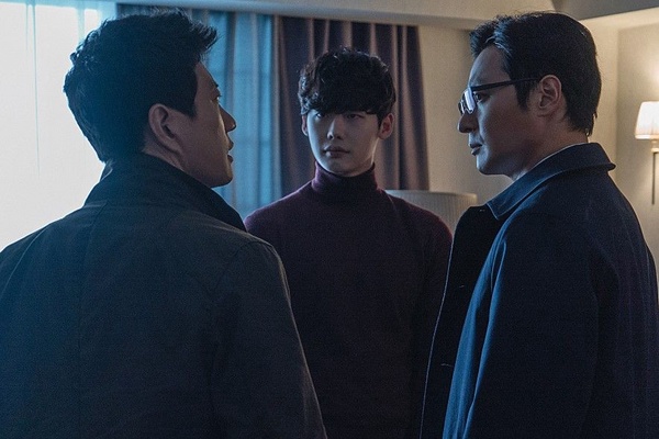 《Justice》崔振赫幫性侵犯辯護超冷血！8位男星演反派，金材昱演殺人魔又攻又撩，比「館長」還紅