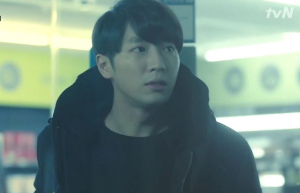 《Justice》崔振赫幫性侵犯辯護超冷血！8位男星演反派，金材昱演殺人魔又攻又撩，比「館長」還紅