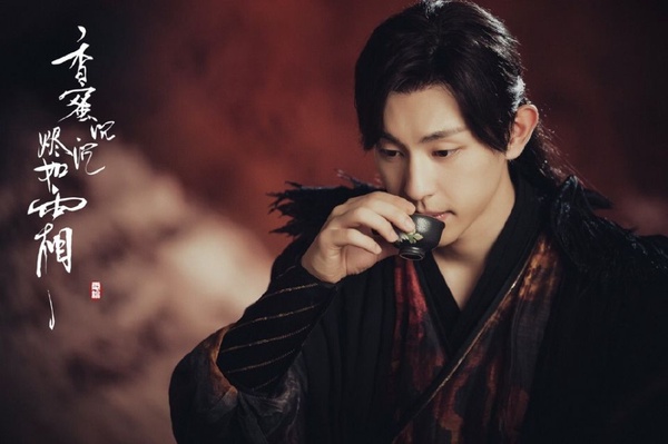 《陳情令》肖戰把黑衣穿成經典！陸劇10位古裝黑衣美男，鄧倫、李易峰魔化帥炸