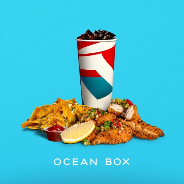 華山快閃爆紅「OCEAN BOX炸魚薯條」正式進駐新光三越A11，最時髦的炸魚薯條盒隨時吃得到!