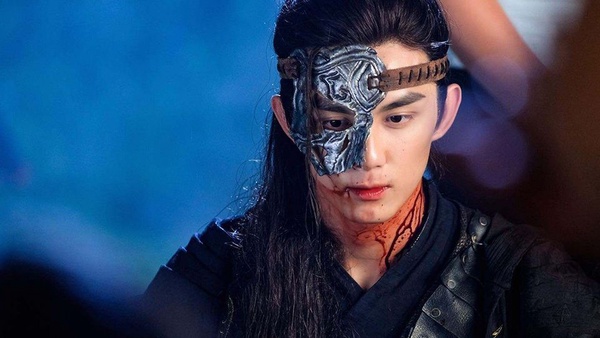 《陳情令》肖戰戴面具帥出新高度！ 13個古裝面具造型，張彬彬帥、趙薇美，陳喬恩卻醜成經典