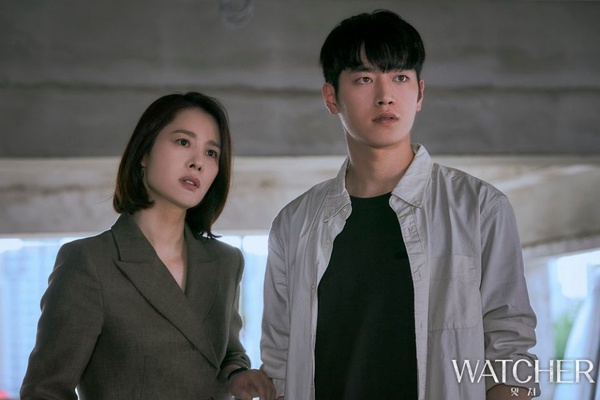 《Watcher》徐康俊父母當面慘死，韓劇7個悲慘男主，張基龍慘過「萬年孤兒」李鍾碩，成為虐心No.1