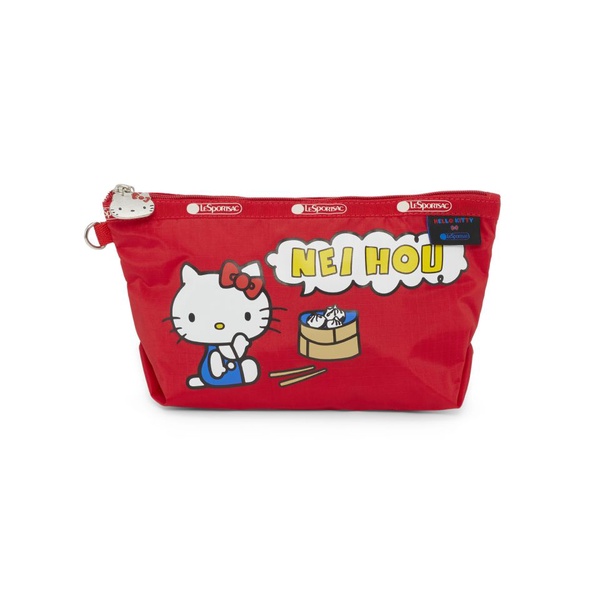 一起慶祝45週年！「HELLO KITTY」x「LeSportsac」限定聯名系列登場～這款超萌Kitty相機包必收！