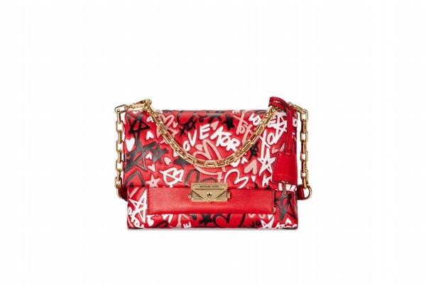 最潮七夕精品限定包款！Michael Kors 推出2019「七夕塗鴉系列」，皮夾、鍊包、球鞋俏皮又百搭！