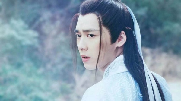 《陳情令》王一博穿白衣古裝美過女星！12位白衣男神，宋威龍仙、于朦朧美，羅雲熙穿成經典