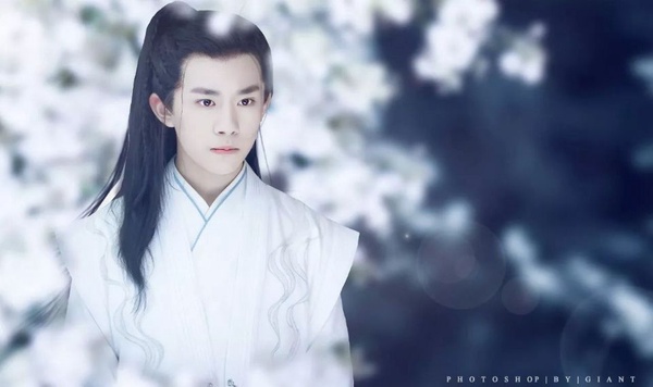 《陳情令》王一博穿白衣古裝美過女星！12位白衣男神，宋威龍仙、于朦朧美，羅雲熙穿成經典