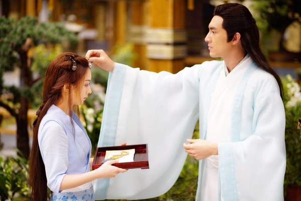 《陳情令》王一博穿白衣古裝美過女星！12位白衣男神，宋威龍仙、于朦朧美，羅雲熙穿成經典