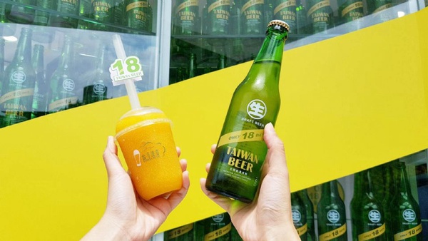 台北也有「18天生啤酒快閃店」了！限量台啤「18天生啤酒芒果冰沙」，加碼週末這款台啤第二罐十元～