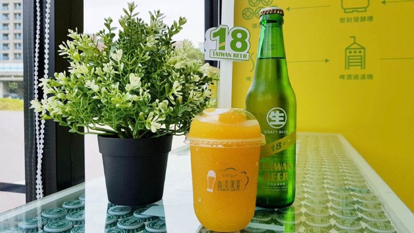 台北也有「18天生啤酒快閃店」了！限量台啤「18天生啤酒芒果冰沙」，加碼週末這款台啤第二罐十元～