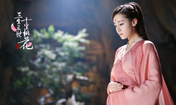 《宸汐緣》青瑤穿粉衣迎初吻好甜！陸劇12個粉衣古裝美人，楊紫、林允甜美，但比不過熱巴經典