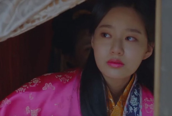 《德魯納酒店》朴柔娜被罵醜到家，8女星演公主，吳漣序像惡妃，只有第4、8位像真公主