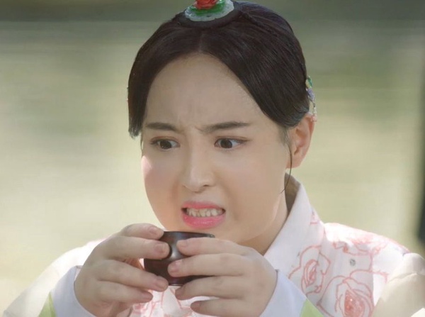 《德魯納酒店》朴柔娜被罵醜到家，8女星演公主，吳漣序像惡妃，只有第4、8位像真公主