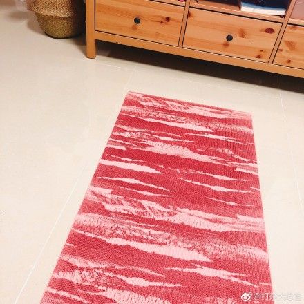 肉控必收！超獵奇「五花肉造型ok繃」，加碼四款五花肉周邊，貼在手上會想吃掉吧⋯