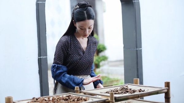 《宸汐緣》靈汐歷劫歸來造型升級！倪妮15套古裝美成仙女，誰還敢說她比不過楊冪