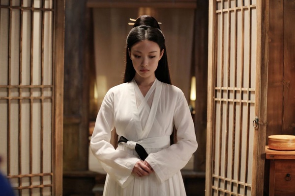 《宸汐緣》靈汐歷劫歸來造型升級！倪妮15套古裝美成仙女，誰還敢說她比不過楊冪