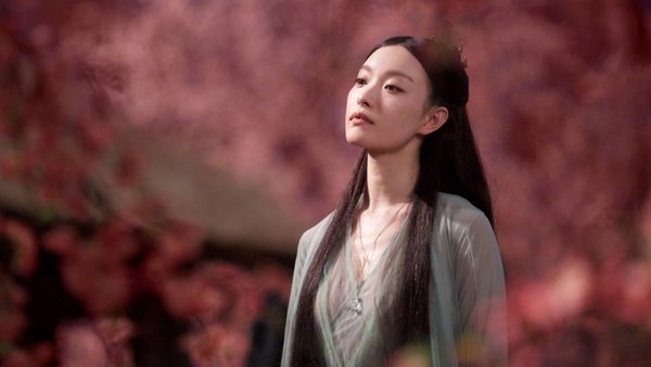 《宸汐緣》靈汐歷劫歸來造型升級！倪妮15套古裝美成仙女，誰還敢說她比不過楊冪