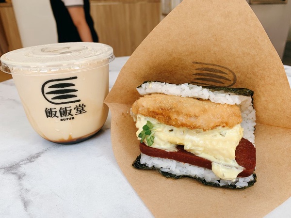沖繩飯糰「飯飯堂」夏季新菜單登場!炸雞、大份量魷魚、爆漿豬通通入料，清爽口感喚回夏季食慾!