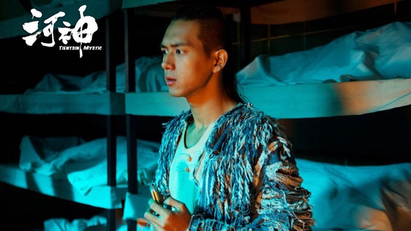陸劇10個痞痞無賴惹人愛的角色！許凱愛耍帥、李現臭跩，《花不棄》東方炻最可愛