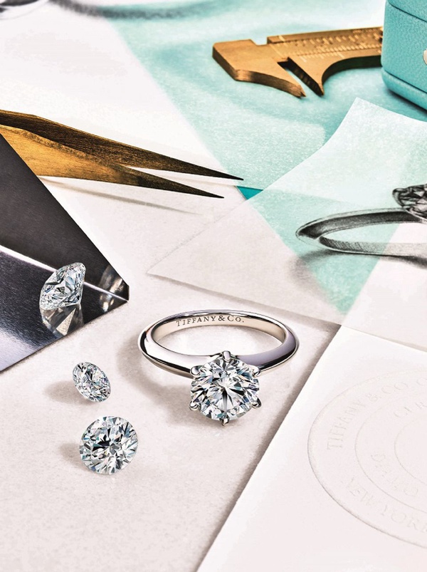 獅子館長「金材昱」 要來台北辦展覽 ？！行動費洛蒙V.S.Tiffany& Co.鑽戒，該選誰才好！