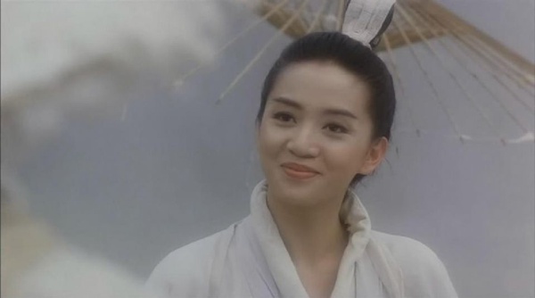 網評12個「女扮男裝」最真實的女星！《烈火軍校》白鹿、《花不棄》邢恩帥炸，比不上林青霞、張敏經典