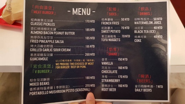 「Everywhere Burger Club 漢堡俱樂部」從餐車變成餐廳！現點現做的漢堡＆超級美式風格的餐廳，絕對值得一訪！