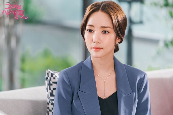 《李小姐》惠利演菜鳥還是像德善？8韓劇「職場麗人」，朴敏英流露自信美，但第8位才是現實
