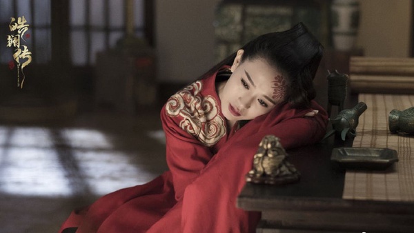 《宸汐緣》元瞳壞到紅！10個演反派爆紅的女星，蔣欣等了20年才演到《甄嬛傳》華妃大火
