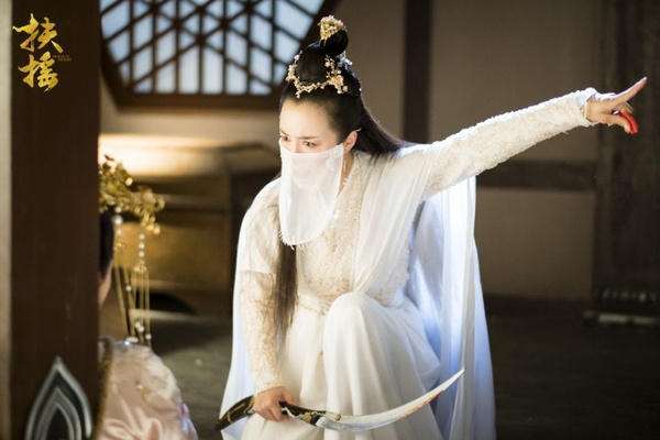 《宸汐緣》元瞳壞到紅！10個演反派爆紅的女星，蔣欣等了20年才演到《甄嬛傳》華妃大火