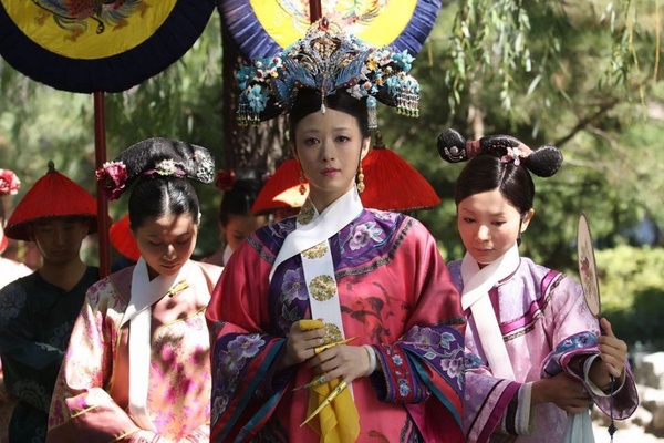《宸汐緣》元瞳壞到紅！10個演反派爆紅的女星，蔣欣等了20年才演到《甄嬛傳》華妃大火