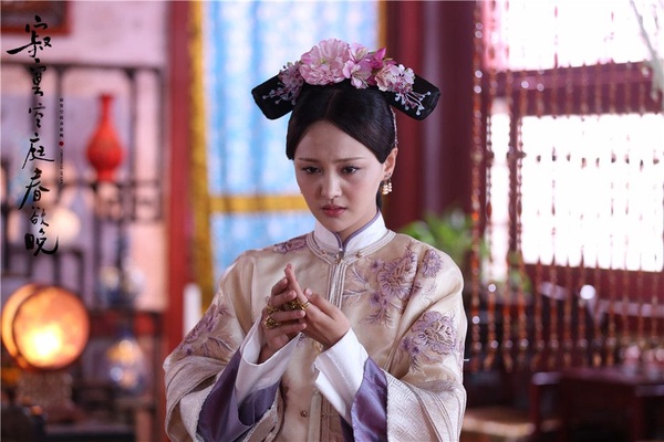 鄭爽成2019爛劇女王！出道10年十部低分劇，最低3.3分，唯一代表作《微微一笑》也不過6.6