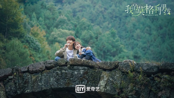 楊紫《我的莫格利男孩》定檔回歸！9部2019待播愛情劇，李沁《海上繁花》、娜扎《風暴舞》來襲