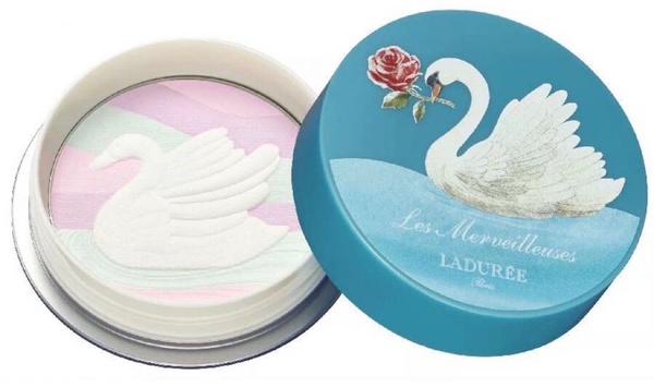 LADUREE、Paul & Joe推出超質感聖誕限定彩妝！「法式浪漫天鵝系列、貓咪香氛組合」精美包裝超燒！