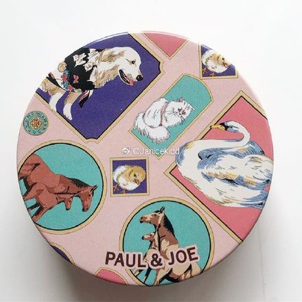 LADUREE、Paul & Joe推出超質感聖誕限定彩妝！「法式浪漫天鵝系列、貓咪香氛組合」精美包裝超燒！