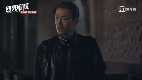 《烈火軍校》許凱10個中二幼稚鬼行為！自戀秀肌肉、打別人裝被打，彷彿看見了我的國中同學