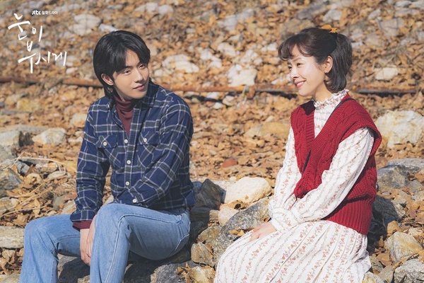 《偉大的Show》李到晛客串少年宋承憲，旁分復古風不如古裝帥！7韓星復古髮型，丁海寅、朴寶劍誰更帥？