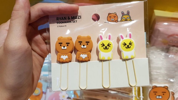 KAKAO FRIENDS快閃店就在台北新光三越A11！超多超萌的KAKAO FRIENDS，全部都在台北新光三越A11等你～