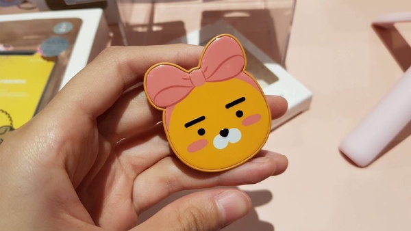 KAKAO FRIENDS快閃店就在台北新光三越A11！超多超萌的KAKAO FRIENDS，全部都在台北新光三越A11等你～
