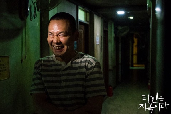 《他人即地獄》7大角色劇版VS漫畫對比，任時完神複製主角表情，陰森感還原度100%！