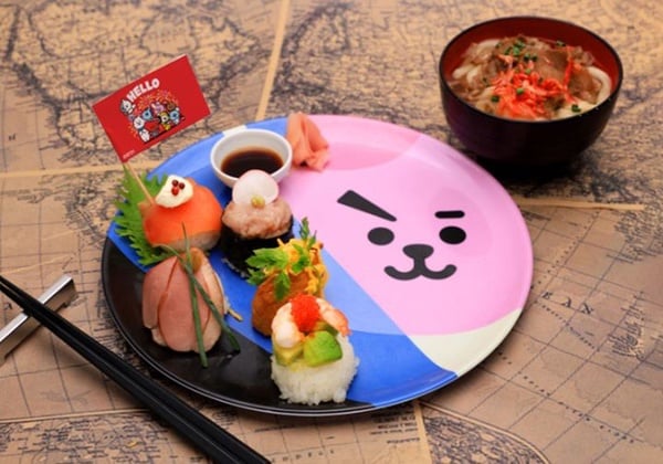 日本「BT21聯名餐廳」推出超萌餐盤任你拍！集結世界各地的豐盛美食還有超值周邊，阿米們要暴動啦！