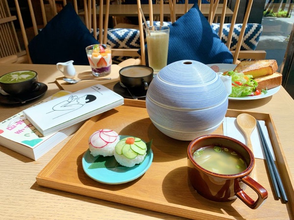 最美書店TSUTAYA BOOKSTORE內湖店，全台獨家三層式「茶屋日式私房早午餐」