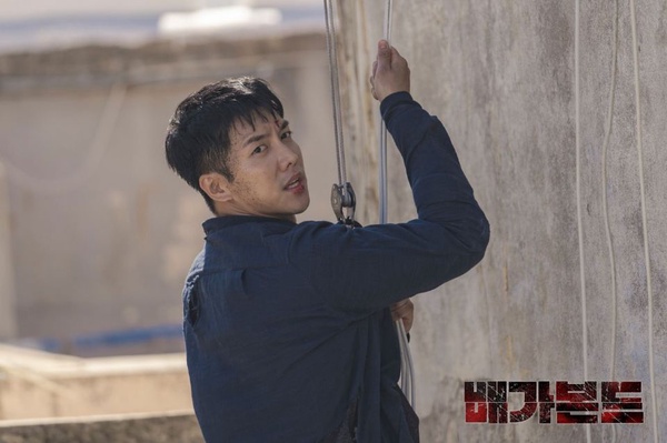《VAGABOND》李昇基跑成Running man，8位動作戲帥炸韓星，池昌旭、李敏鎬根本專業特務，超想被他們保護