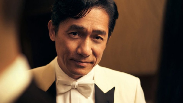 王一博、李現同款西裝走紅毯！9男神同場比帥，鄧倫「閃亮西裝」沒穿好就變舞棍阿伯