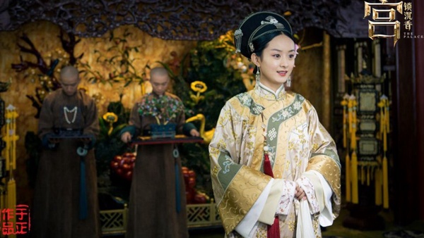 楊冪版令妃PK吳謹言、李純！網評9位穿旗服最美女星，趙麗穎、秦嵐都上榜