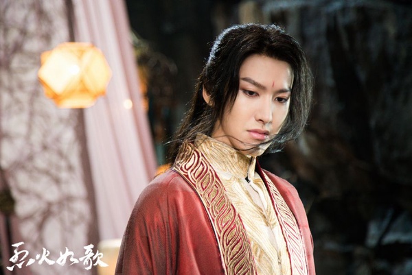 古裝劇11個靠「煙燻妝」黑化的男星！霍建華好妖豔，最後一位是何方妖孽