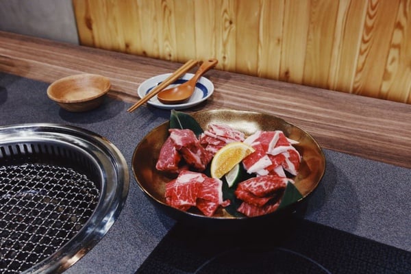 超熱門燒肉「金洹苑」新開幕，高級燒肉、火鍋讓你吃到飽CP值實在是太高了！