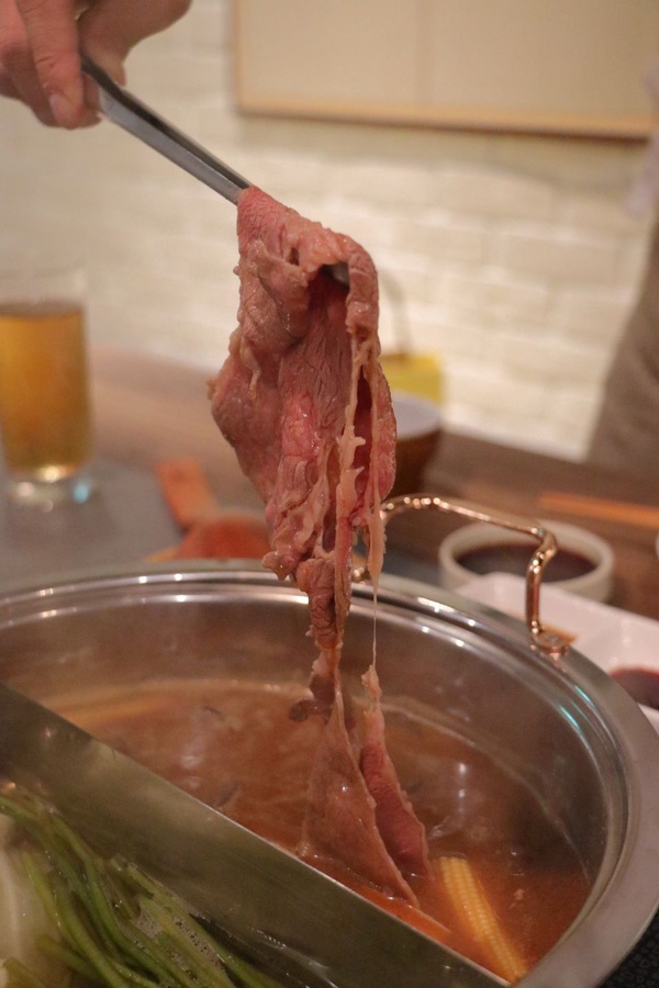 超熱門燒肉「金洹苑」新開幕，高級燒肉、火鍋讓你吃到飽CP值實在是太高了！