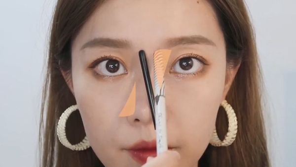不同鼻型「整型級」修容技巧！小紅書網紅手把手教學，蒜頭鼻、塌鼻不整型也能變成精緻翹鼻